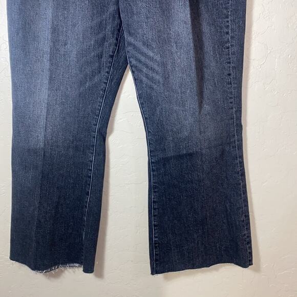 7 FAMK easy boy bootcut jeans. NWT - Picture 4 of 12